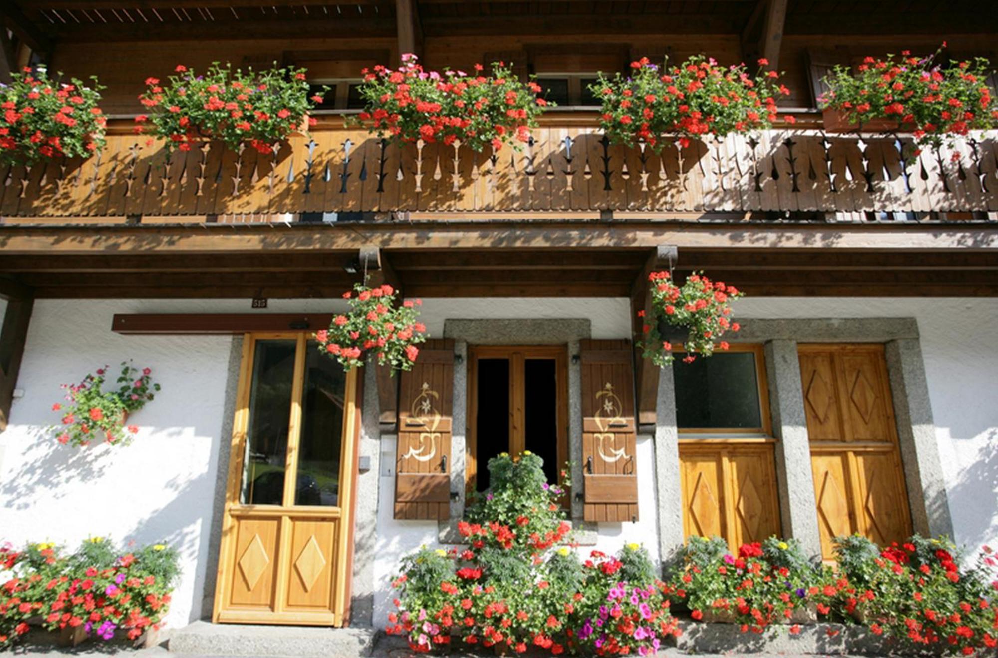 Aiguille Du Midi - Hotel & Restaurant Chamonix Exteriör bild