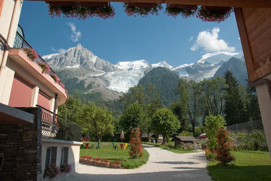 Aiguille Du Midi - Hotel & Restaurant Chamonix Exteriör bild